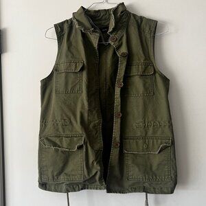 Army Green Vest (Size M)